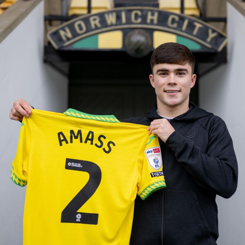 Media Presentation 25-26 Shirt - Harry Amass