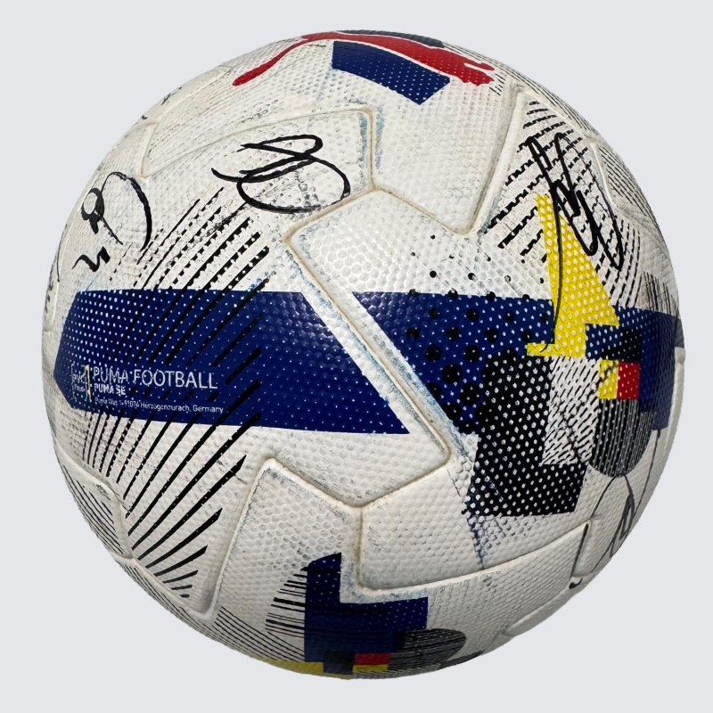 EFL 25/26 Issued Matchball - Squad Signed