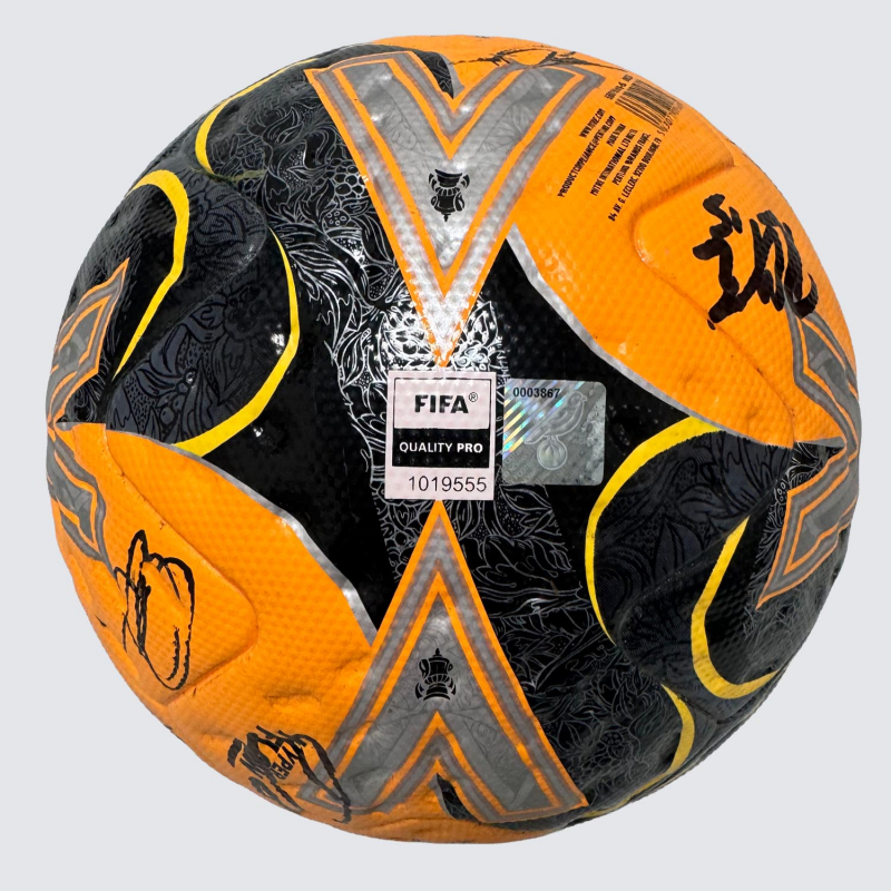 FA Cuo 25/26 Issued Matchball - Squad Signed